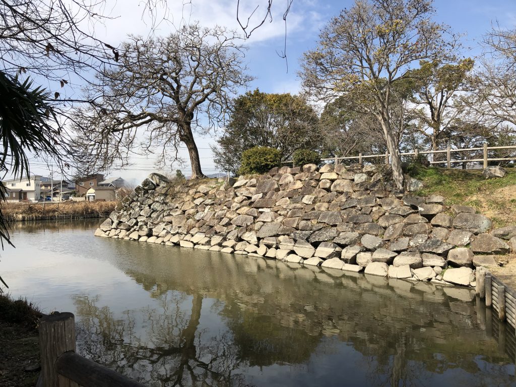 岡山市の閑静な住宅地にある撫川城 │ よっしーの徒然なる語り 岡山市の閑静な住宅地にある撫川城 │ よっしーの徒然なる語り